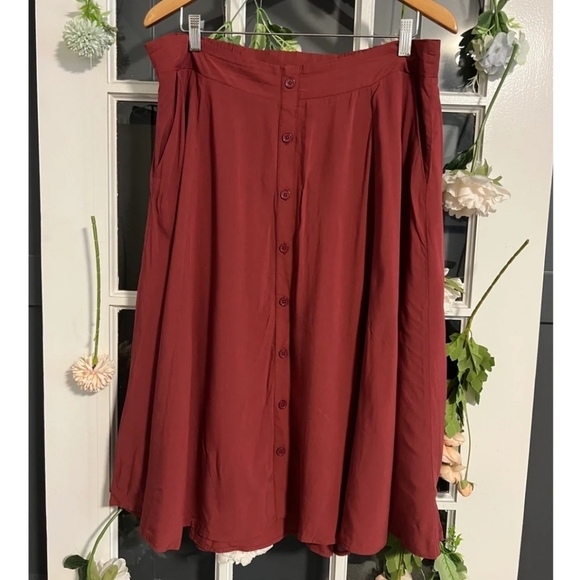 Torrid Burgundy Red Challis Button Front Midi Skirt Women's 1X Plus Size EUC - Picture 5 of 11